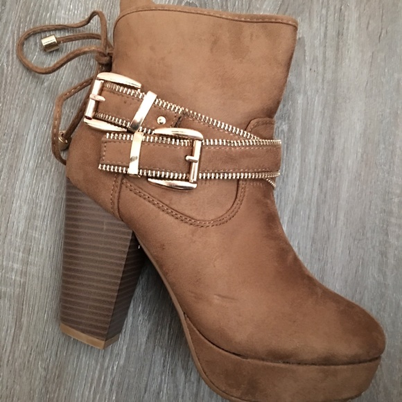 Camel suede chunky heel boots w gold buckle decor - Picture 2 of 6